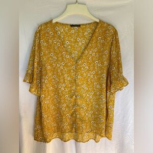 West Kei Women's Clabon Ruffle Sleeve Blouse Yellow Floral